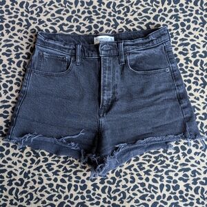 90s Relaxed High-Rise Cut Off Short